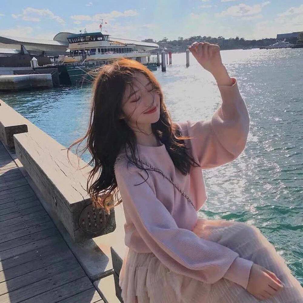 蕾哈娜内衣秀